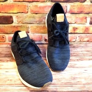 New Balance Women's walking shoes size 11 D